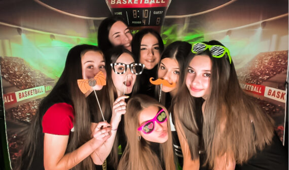 Sweet 16 Photo Booths 86